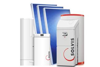 SolvisMax mit Kollektoren und Pelletkessel