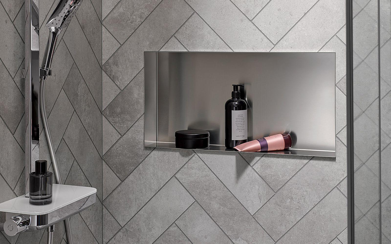 Duschutensilien und Wandeinbaubox aus Edelstahl von HSK